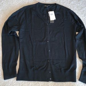 Misses Banana Republic black button down cardigan
